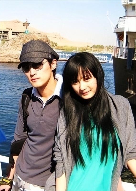 胡歌情绪失控后删博，粉丝脱粉回踩