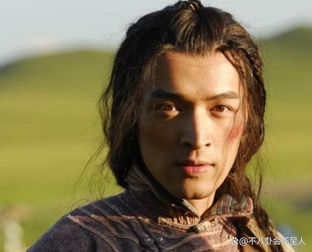 频频“发疯”的胡歌，依旧没走出17年前的那场车祸