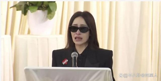 70岁天后为李玟发声，评价圈内明星反胃，成龙刘德华受牵连
