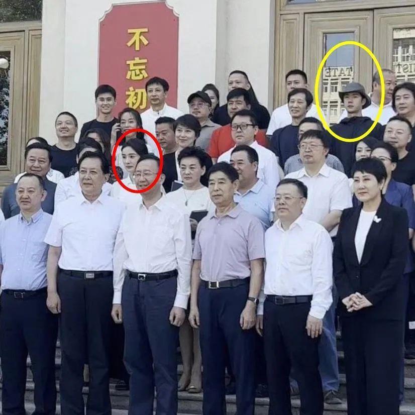 杨幂参加广电座谈会，称要抵制天价片酬，言论引热议