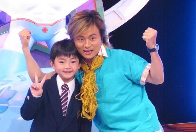 《海豚湾恋人》童星通缉照曝光 杀人潜逃被判17年