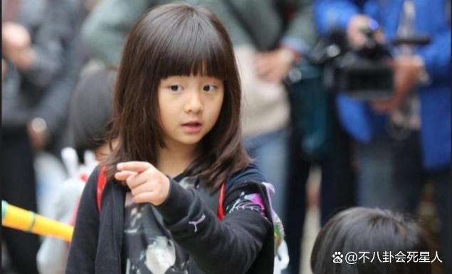 王诗龄后,多多和天天也出国了,为什么星二代集体“出逃”