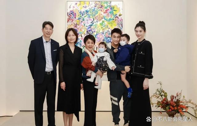 同嫁入豪门4年，郭碧婷美貌事业“双失”，奚梦瑶得四太培养