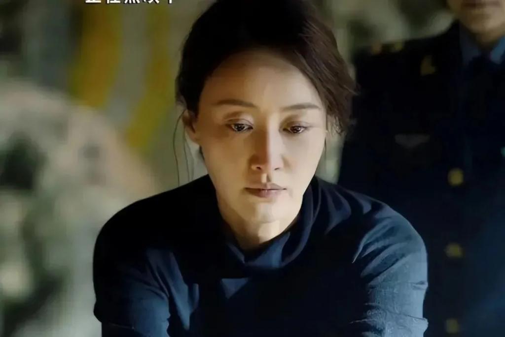 她曾是央视最美主持人，辞职后当演员嫁二婚总裁，如今怎样了