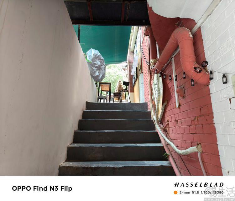 “小折叠”也有大影像，OPPO Find N3 Flip首发测评