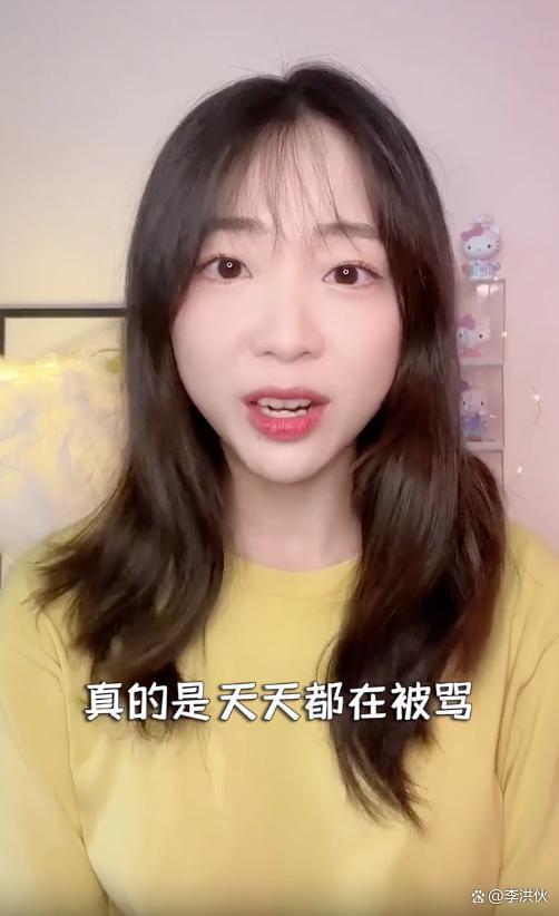 《暖春》小花扮演者齐如意长大了，无戏可拍还常被网友挖苦