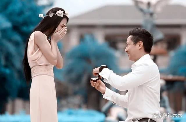 女星富商老公身份成谜！被怀疑是诈骗头子，面对质疑不敢回答