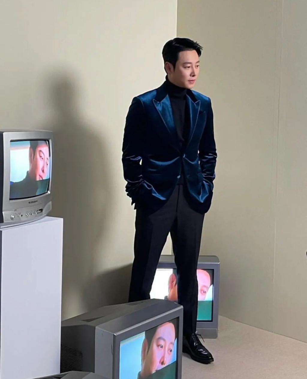 秘密交往多年突然宣布结婚！真的很意外？