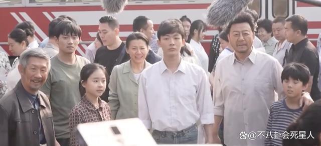 本以为是翻版《人世间》，收视率却很惨淡，刘琳也救不回来！