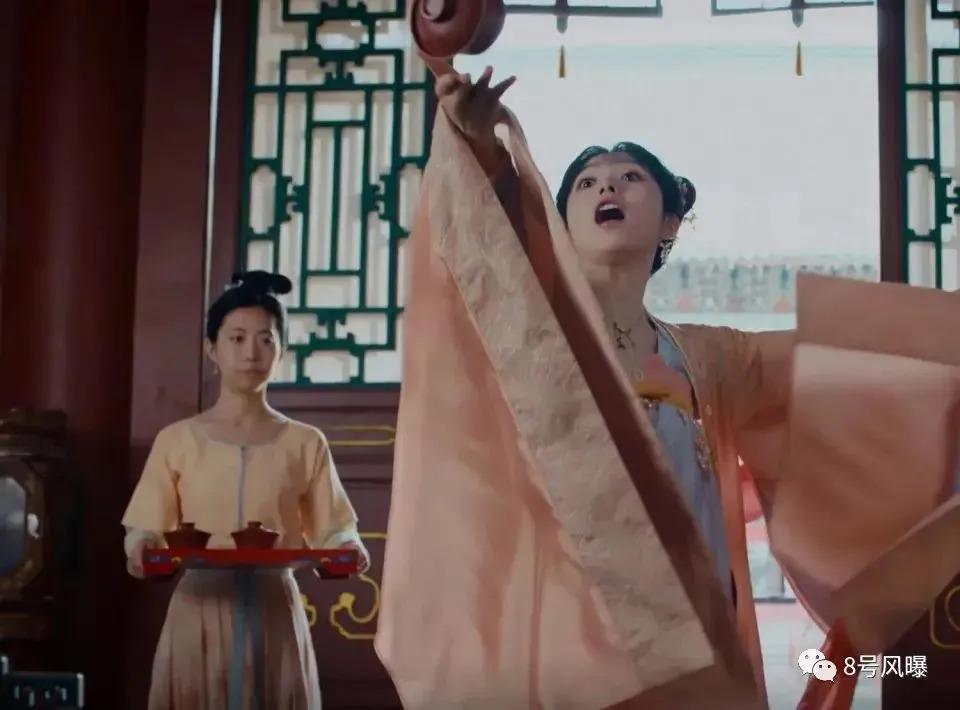 这位95后小花，怎么就垮了
