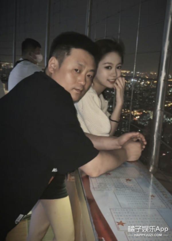 还记得《乡村爱情》宋晓峰吗？女儿颜值这么高！