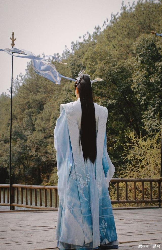 《七时吉祥》今日收官 主演杨超越丁禹兮发文告别