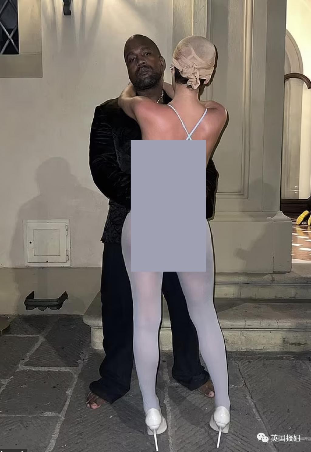 侃爷和新老婆意大利度假被驱逐！穿大尺度透明紧身衣惹怒民众