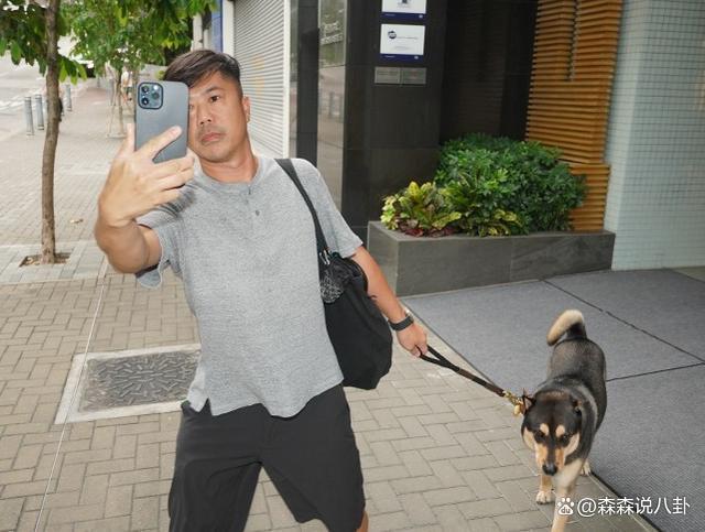 黄心颖婚后首亮相，戴3克拉钻戒富贵逼人，丈夫护妻硬刚记者