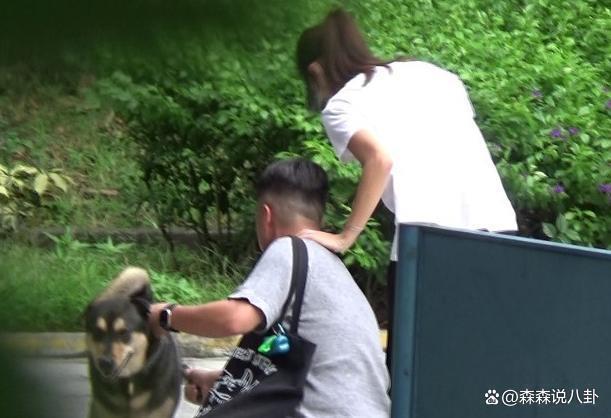 黄心颖婚后首亮相，戴3克拉钻戒富贵逼人，丈夫护妻硬刚记者