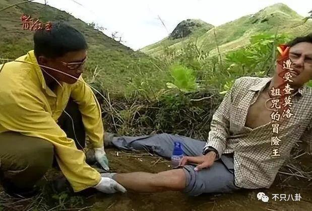 三年抱俩！曾宣称不婚的他如今抱娃速度好快啊！