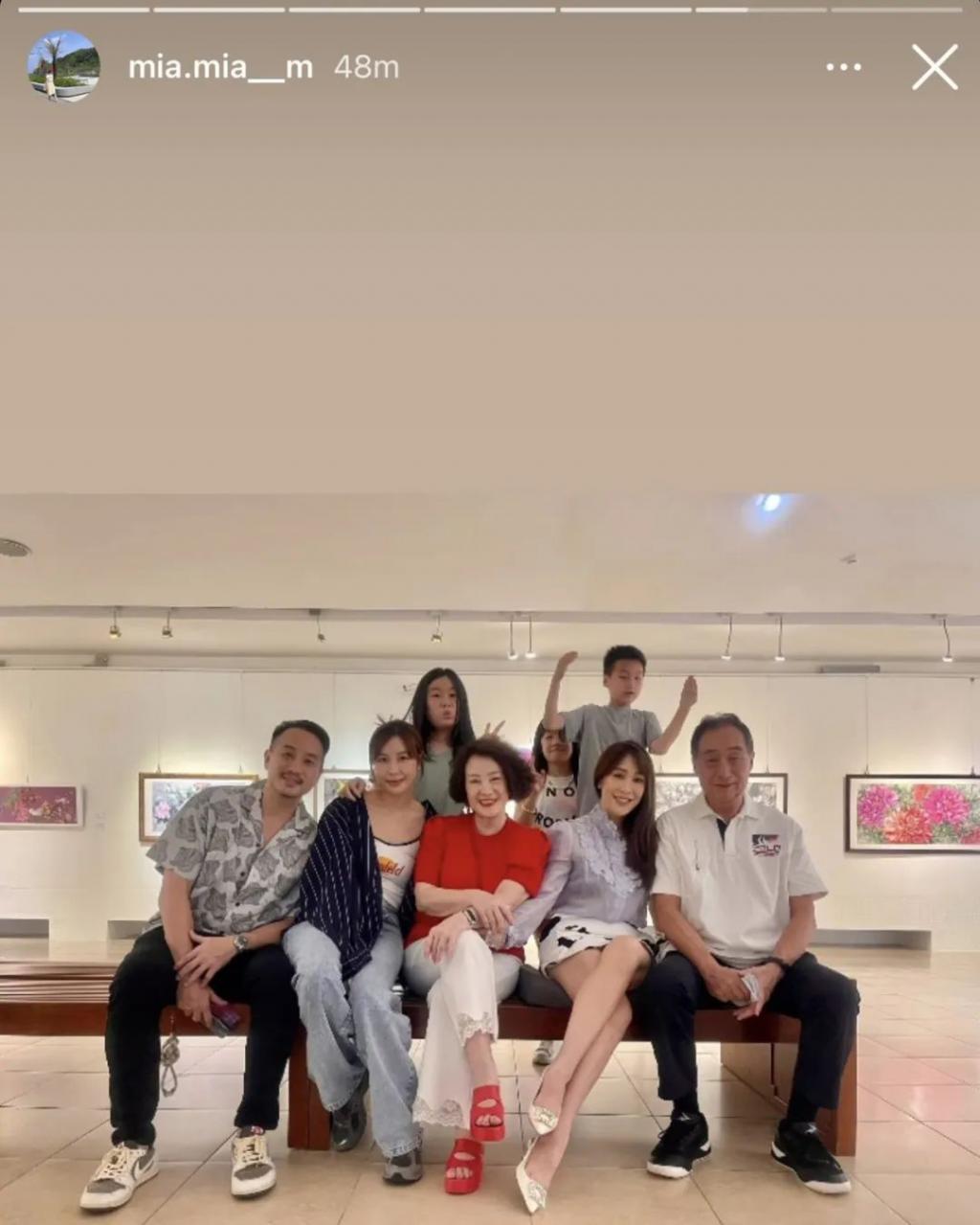 看起来毫无建树的综艺咖阔太弟弟，家族竟是部台北娱乐编年史
