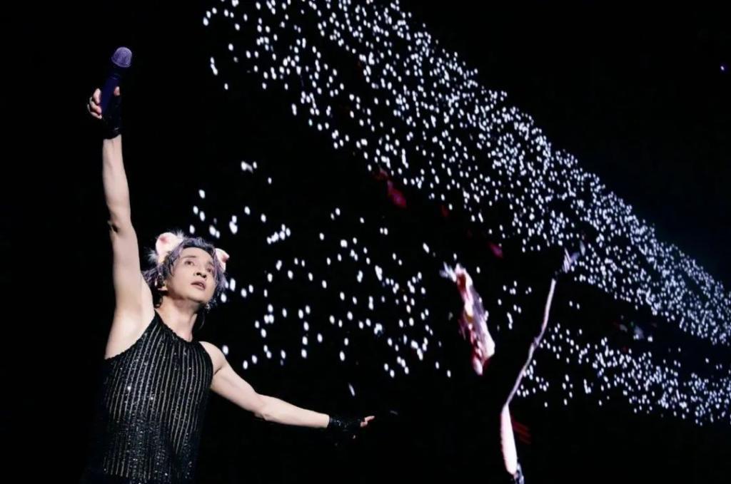 薛之谦，逃过一劫