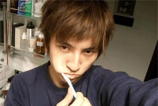 薛之谦，逃过一劫