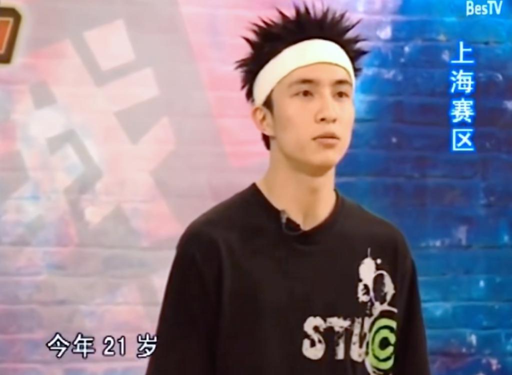 薛之谦，逃过一劫