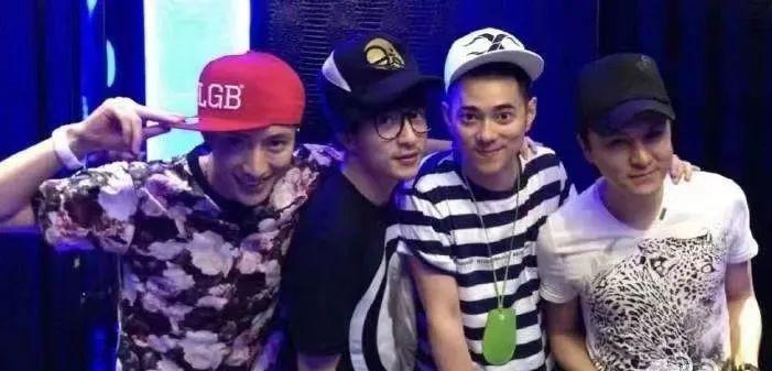 薛之谦，逃过一劫