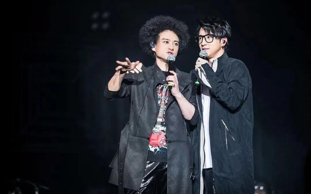 薛之谦，逃过一劫