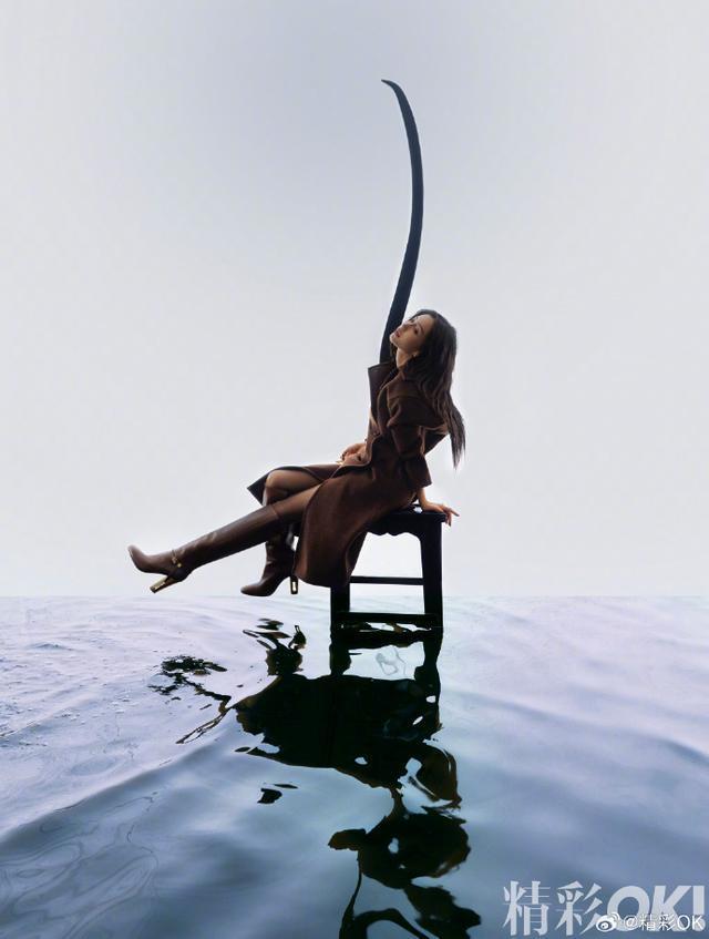 Angelababy流光陨石封面大片，身形优越诠释高级写意感