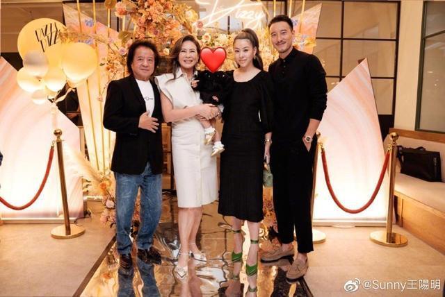 王阳明未否认与蔡诗芸婚变 回应未戴婚戒自称手指没救了