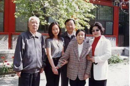 排挤章泽天的京圈名媛，现在过成这样？