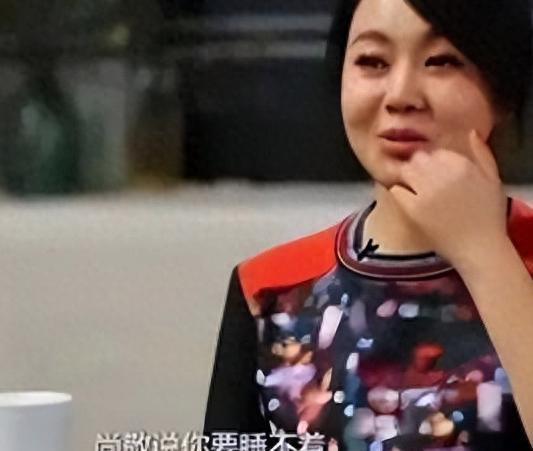 闫妮翻车了？与老头吻戏成焦点,观众直呼辣眼睛！