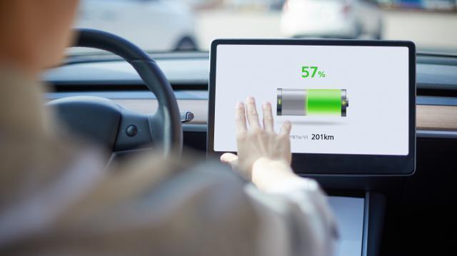 宁德时代：征服街头拐角路口