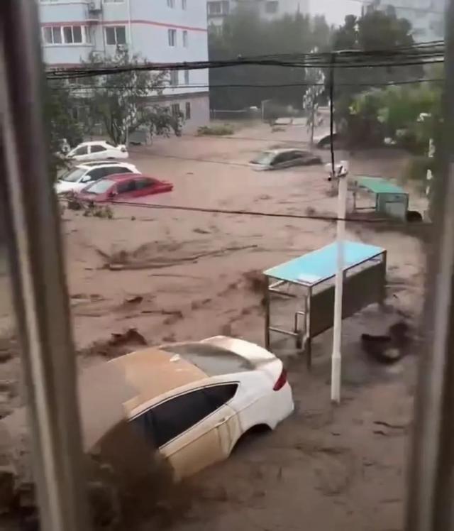 汽车进水了、被冲走了怎么办？一文详解，赶紧保存！