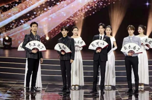 她官宣退圈？？？