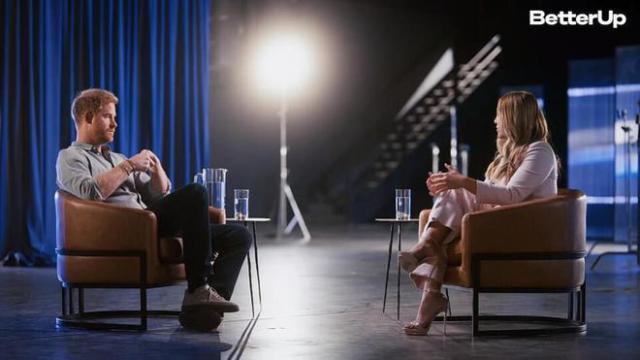 哈里王子不上班拿7位数薪水，公司却裁掉了一半的人，员工很愤怒