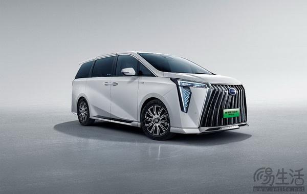 贝佐斯继承者在什么方面取得成功，使亚马逊市值增长1200亿美元？