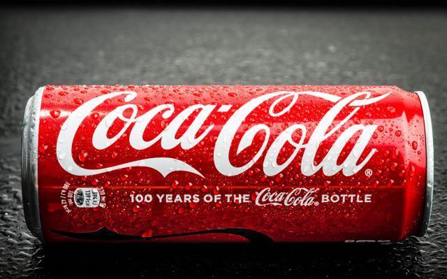为什么可口可乐陷入“致癌风波”后要涨价呢？