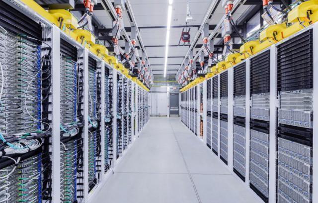 微软正式推出最强生成式人工智能虚拟机，扩大Azure OpenAI服务范围