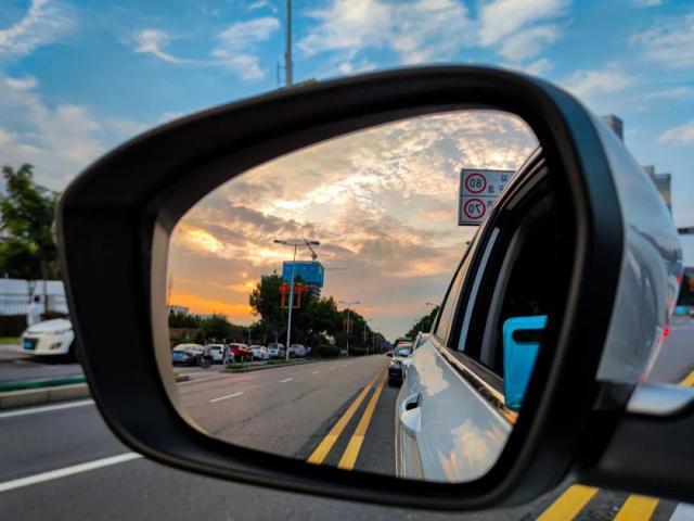 路特斯豪车的销量走向何方？