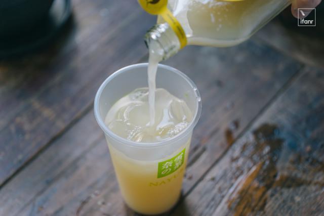 我们对六款网红饮品进行实测，揭秘瑞幸冷饮真实的「冰块刺客」