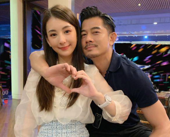 郭富城携家人游上海！路人怒批其耍大牌，方媛生图差距大