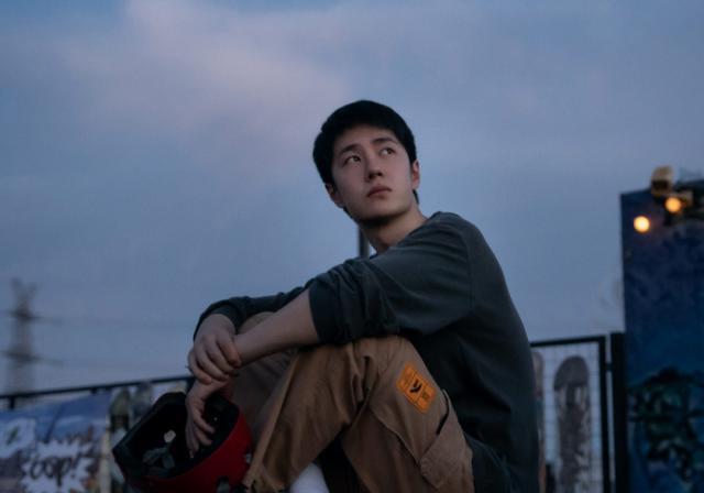 《孤注一掷》票房2天8亿！成暑期档黑马，《热烈》被淘汰出局