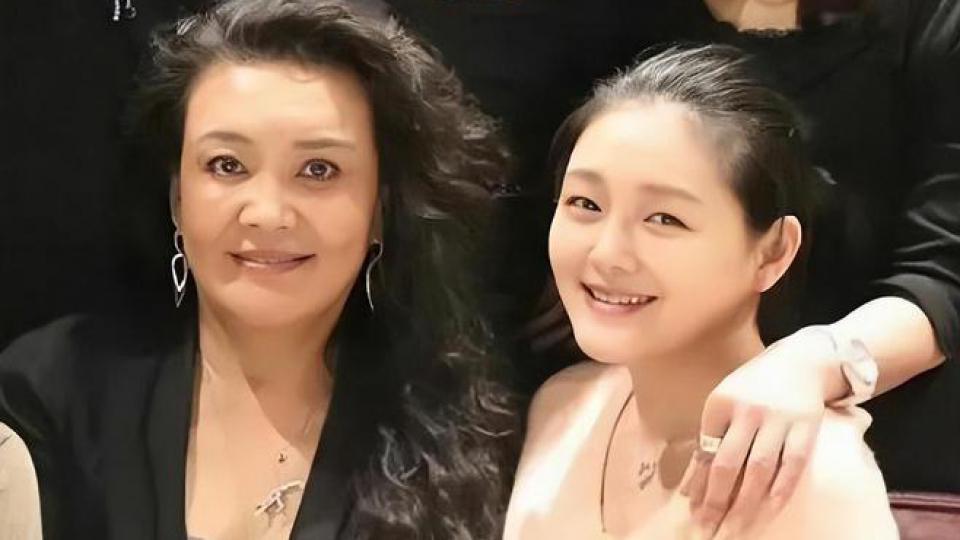 大S、张兰互发律师函并非家事，打“嘴仗”或侵害名誉权