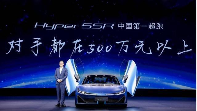 强大豪车无法拯救极度疲惫的玩家