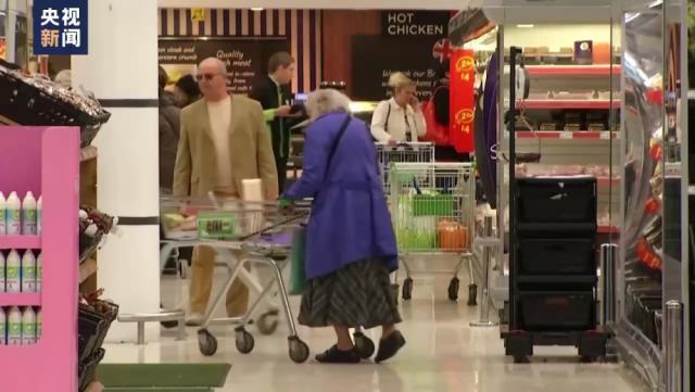 英国93年历史的老牌零售商破产，打折销售也无法挽救