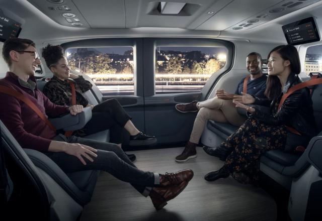 自动驾驶应用伦理亮灯：出租车惨变「情人酒店」