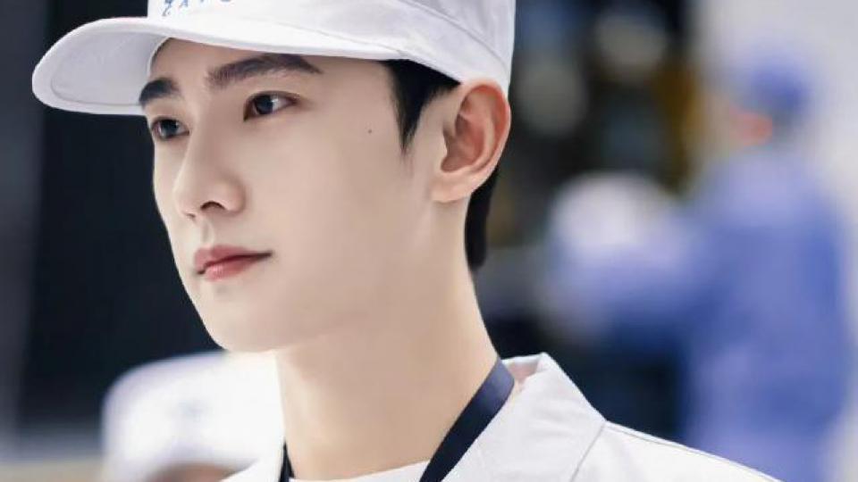 脸依旧能打，粉丝却跑光了