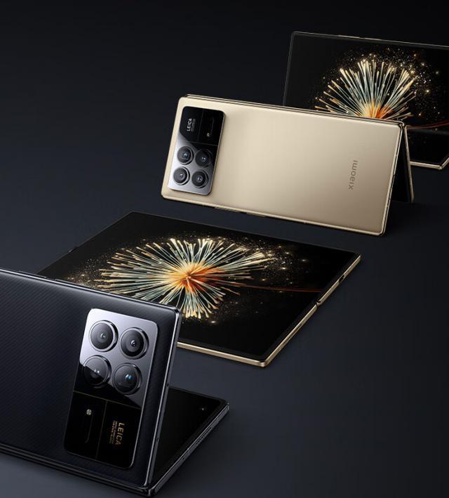 8999 元起，小米 MIX Fold 3 折叠屏手机将于今日 10 点开启预购