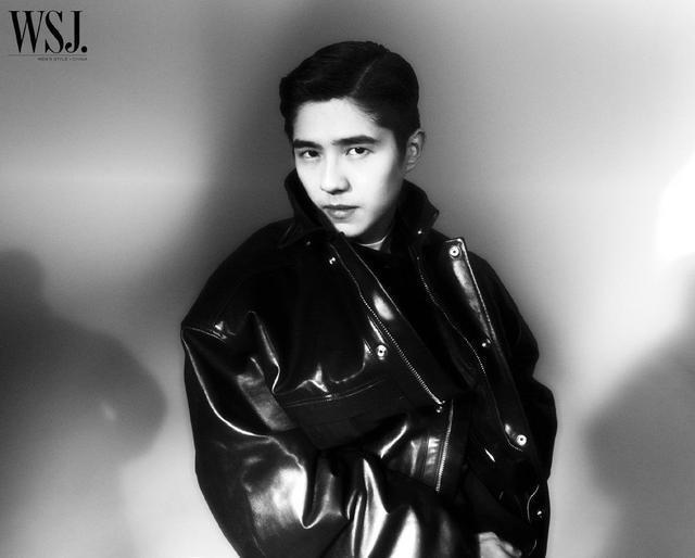 刘昊然新大片里又穿高跟鞋 回应生活中不修边幅