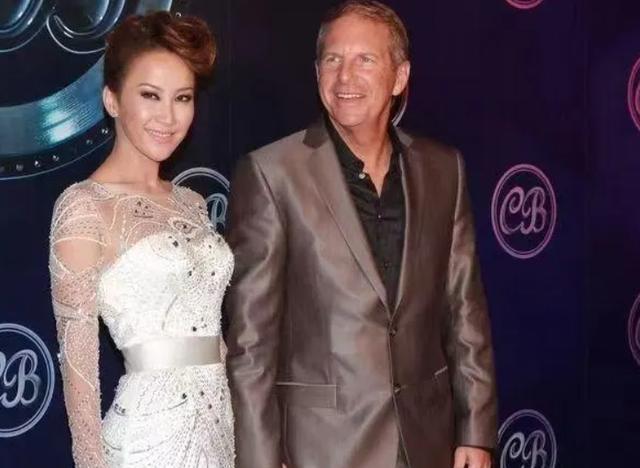 李玟生前患癌仍坚持录好声音，曾现场发飙质问导演