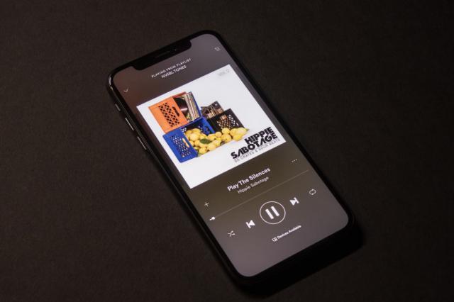 直播靠不住，腾讯音乐另谋后路